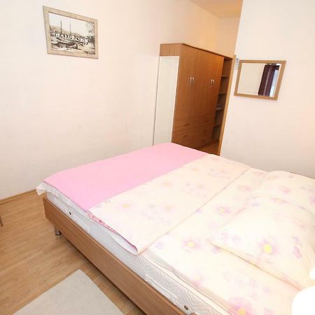 Rooms With The Sea View Baska  Ngoại thất bức ảnh