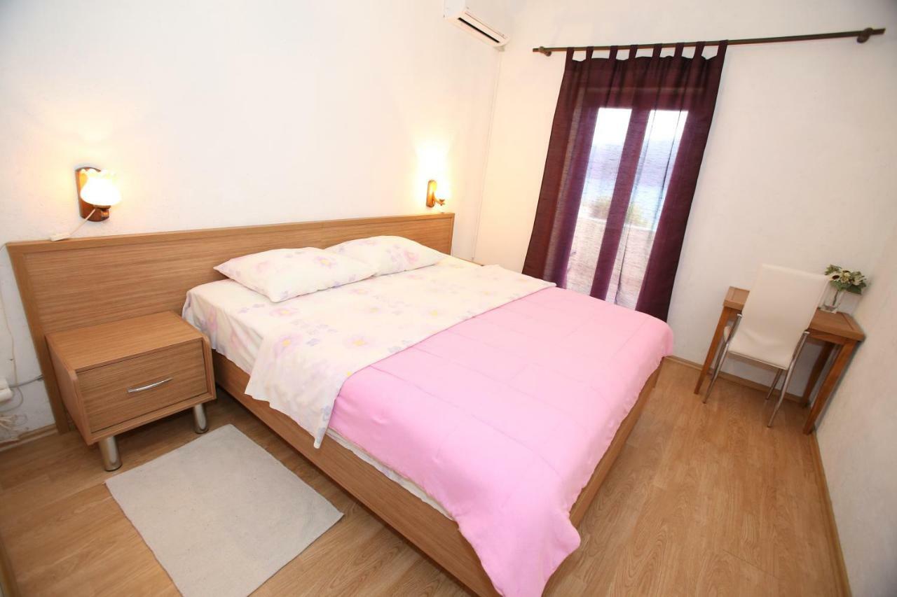Rooms With The Sea View Baska  Ngoại thất bức ảnh